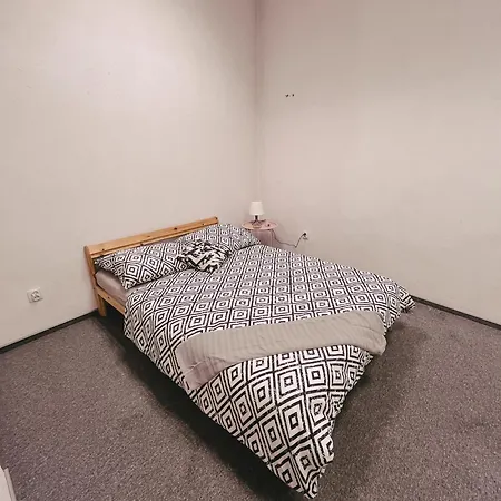 In Front Of Hala Targowa Station Without Window Accommodatie bij particulieren